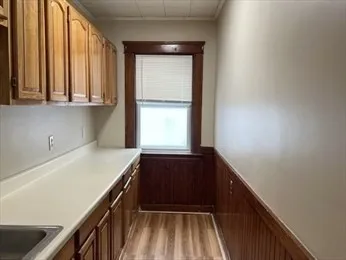 3 bed, 1 bath apartment for rent at 3 View St Unit 1, Worcester — photo 6 of 12