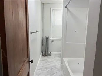 3 bed, 1 bath apartment for rent at 3 View St Unit 1, Worcester — photo 10 of 12