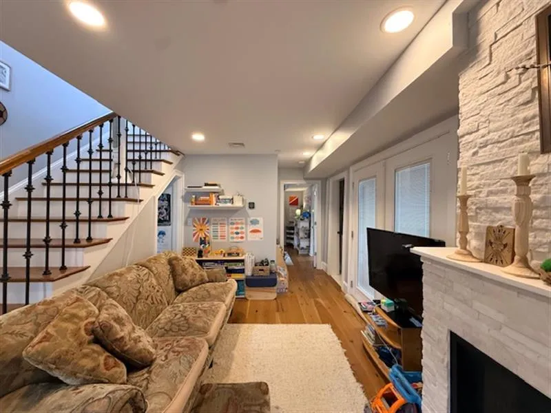 2 bed, 2.5 bath apartment for rent at 3 Village St Unit 2, Ward Two — photo 6 of 20