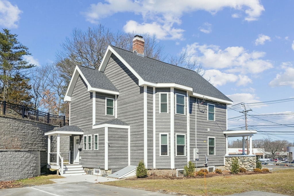 3 bed, 2 bath apartment for rent at 3 Wainwright Rd Unit SFAM, Winchester — photo 14 of 14
