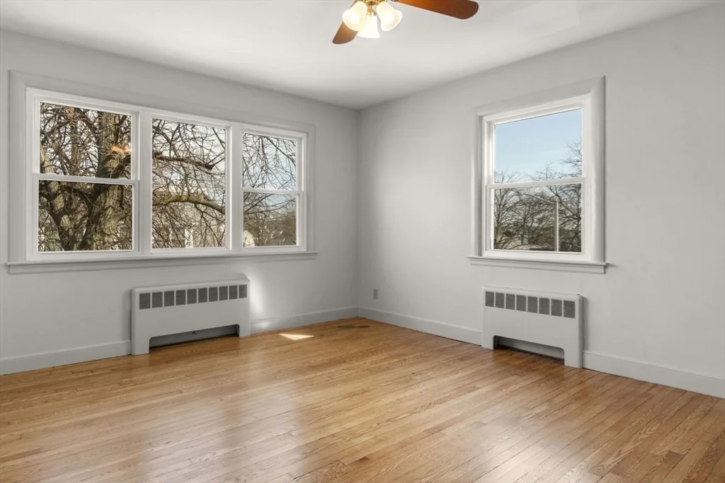 2 bed, 1 bath apartment for rent at 3 Wallace Rd Unit 2, Diamond District — photo 17 of 23