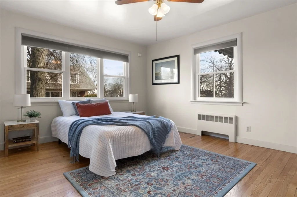 2 bed, 1 bath apartment for rent at 3 Wallace Rd Unit 2, Diamond District — photo 6 of 23