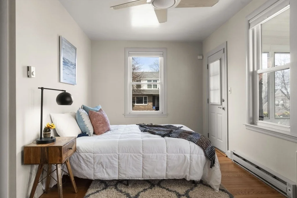2 bed, 1 bath apartment for rent at 3 Wallace Rd Unit 2, Diamond District — photo 8 of 23