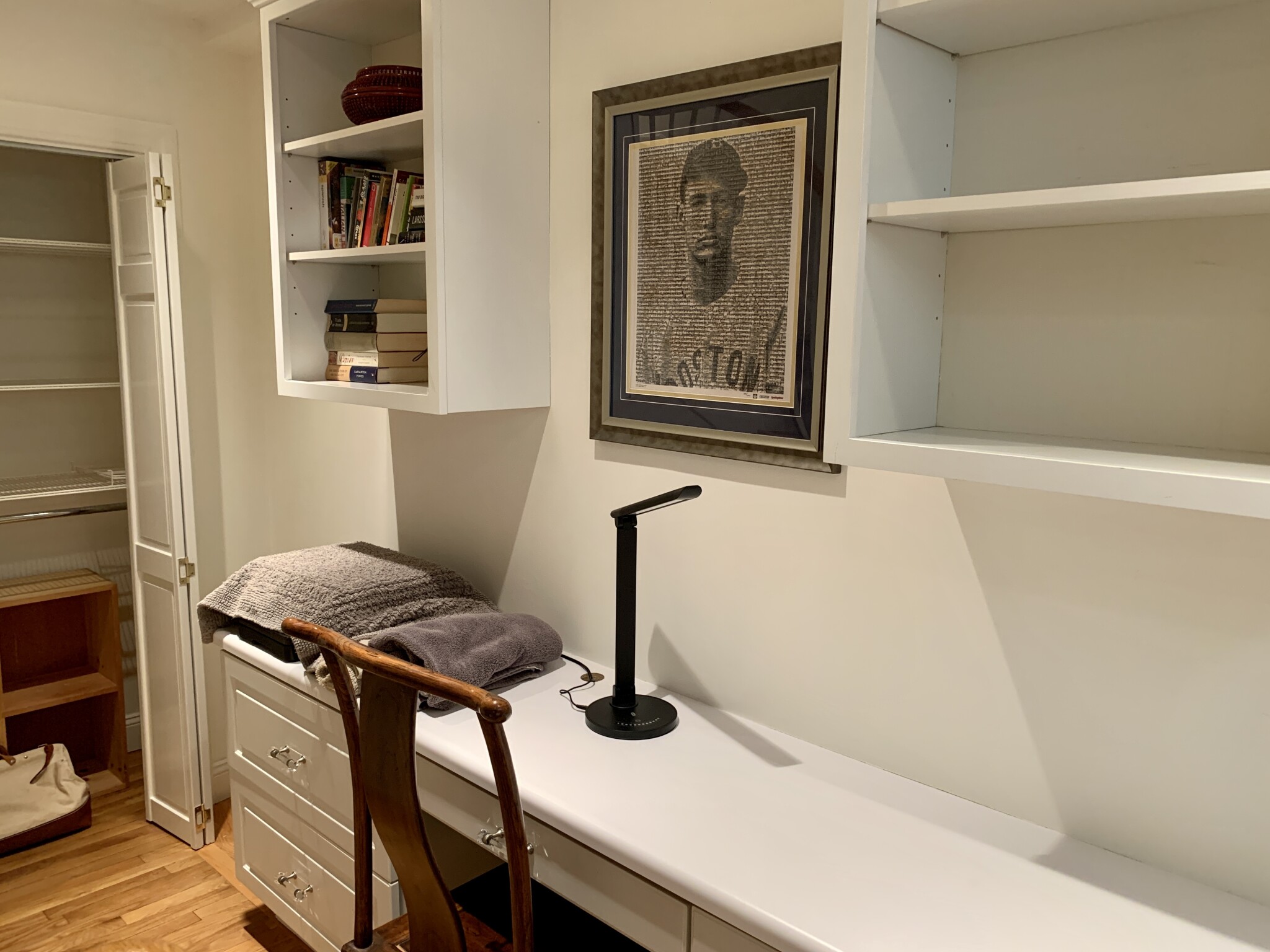 2 bed, 1.5 bath apartment for rent at 3 Walnut St Unit 1, Beacon Hill — photo 16 of 21
