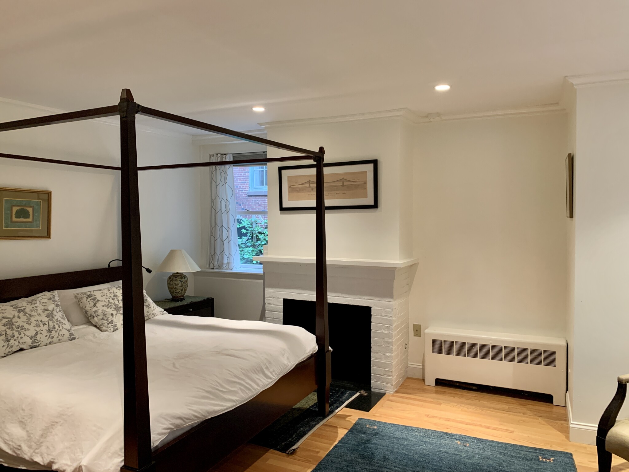 2 bed, 1.5 bath apartment for rent at 3 Walnut St Unit 1, Beacon Hill — photo 11 of 21