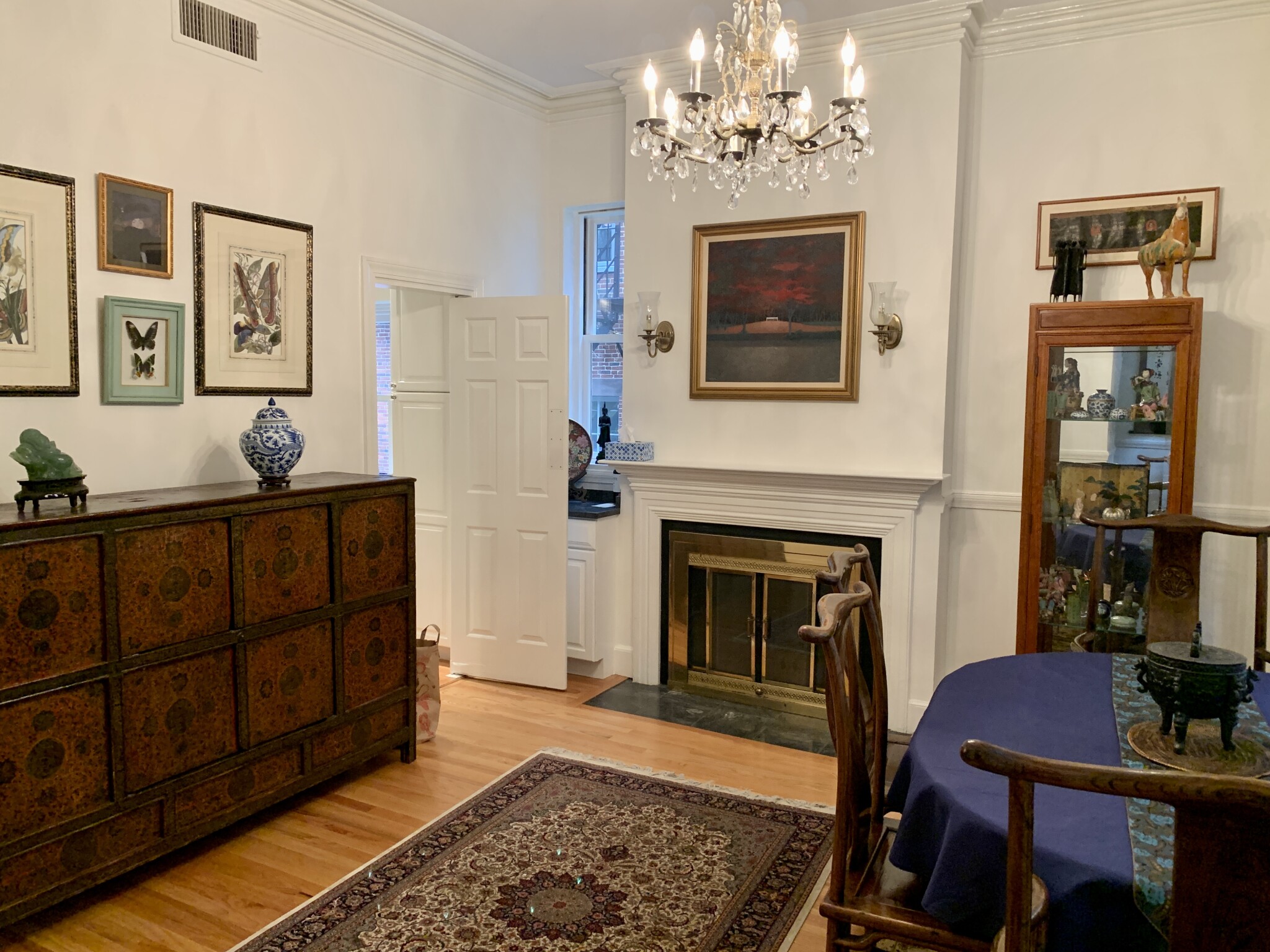 2 bed, 1.5 bath apartment for rent at 3 Walnut St Unit 1, Beacon Hill — photo 9 of 21