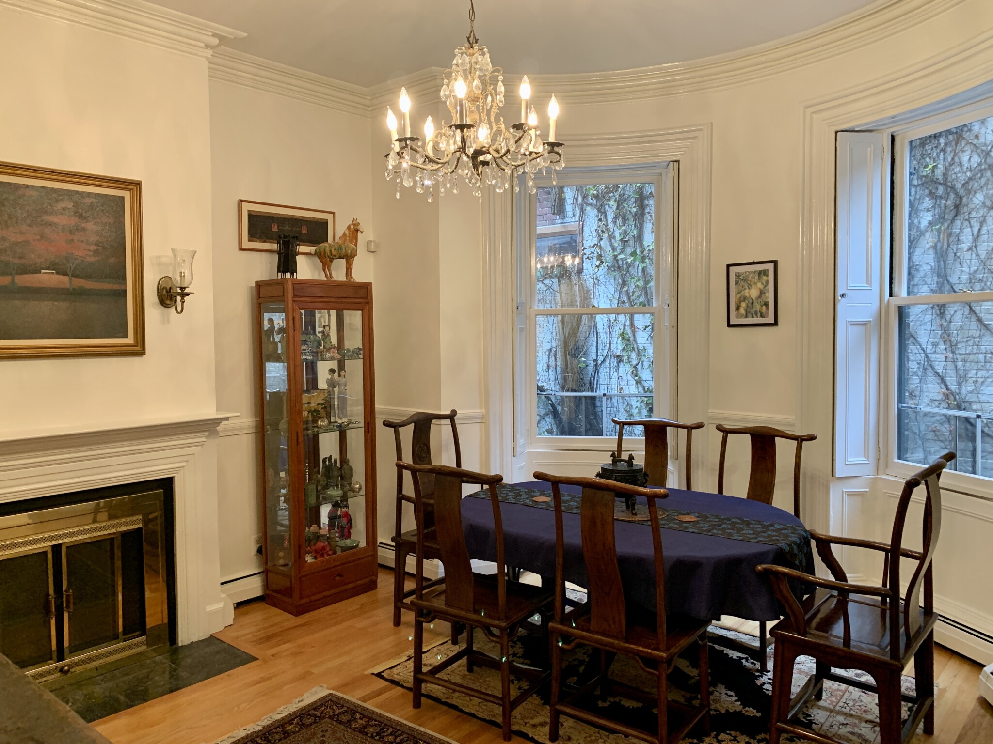 2 bed, 1.5 bath apartment for rent at 3 Walnut St Unit 1, Beacon Hill — photo 8 of 21