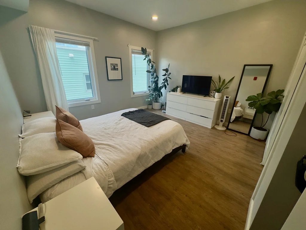 2 bed, 2 bath apartment for rent at 3 Ward St Unit 302, Union Square — photo 6 of 20
