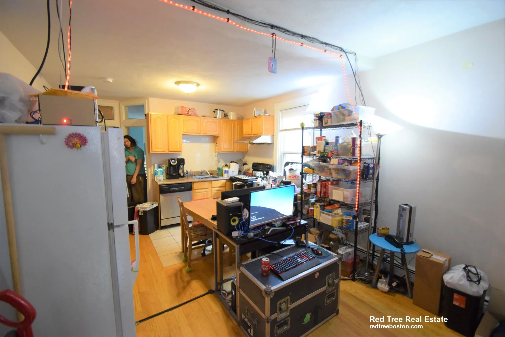 4 bed, 1 bath apartment for rent at 3 Warwick St Unit 3, Roxbury — photo 3 of 8