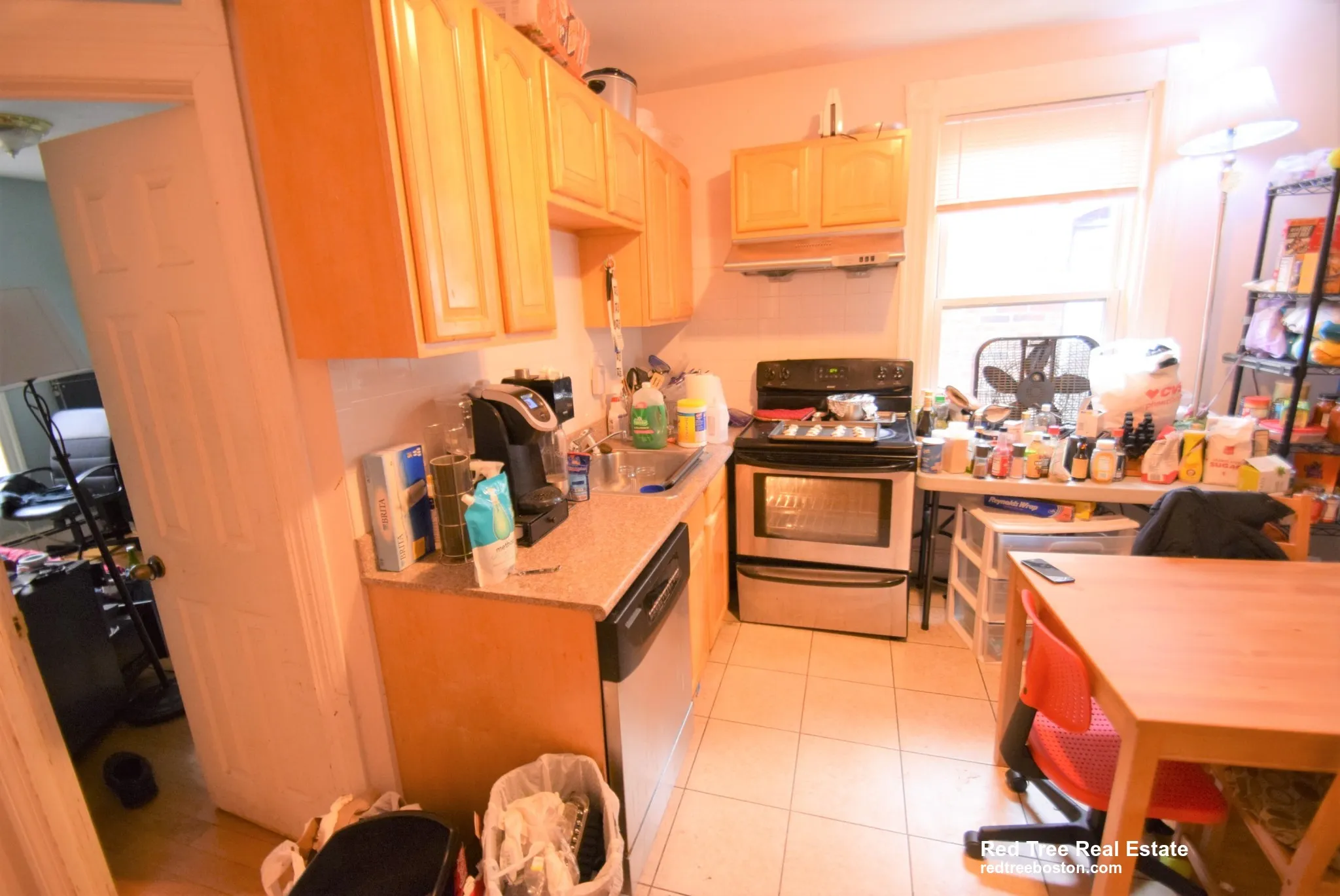 4 bed, 1 bath apartment for rent at 3 Warwick St Unit 3, Roxbury — photo 2 of 8