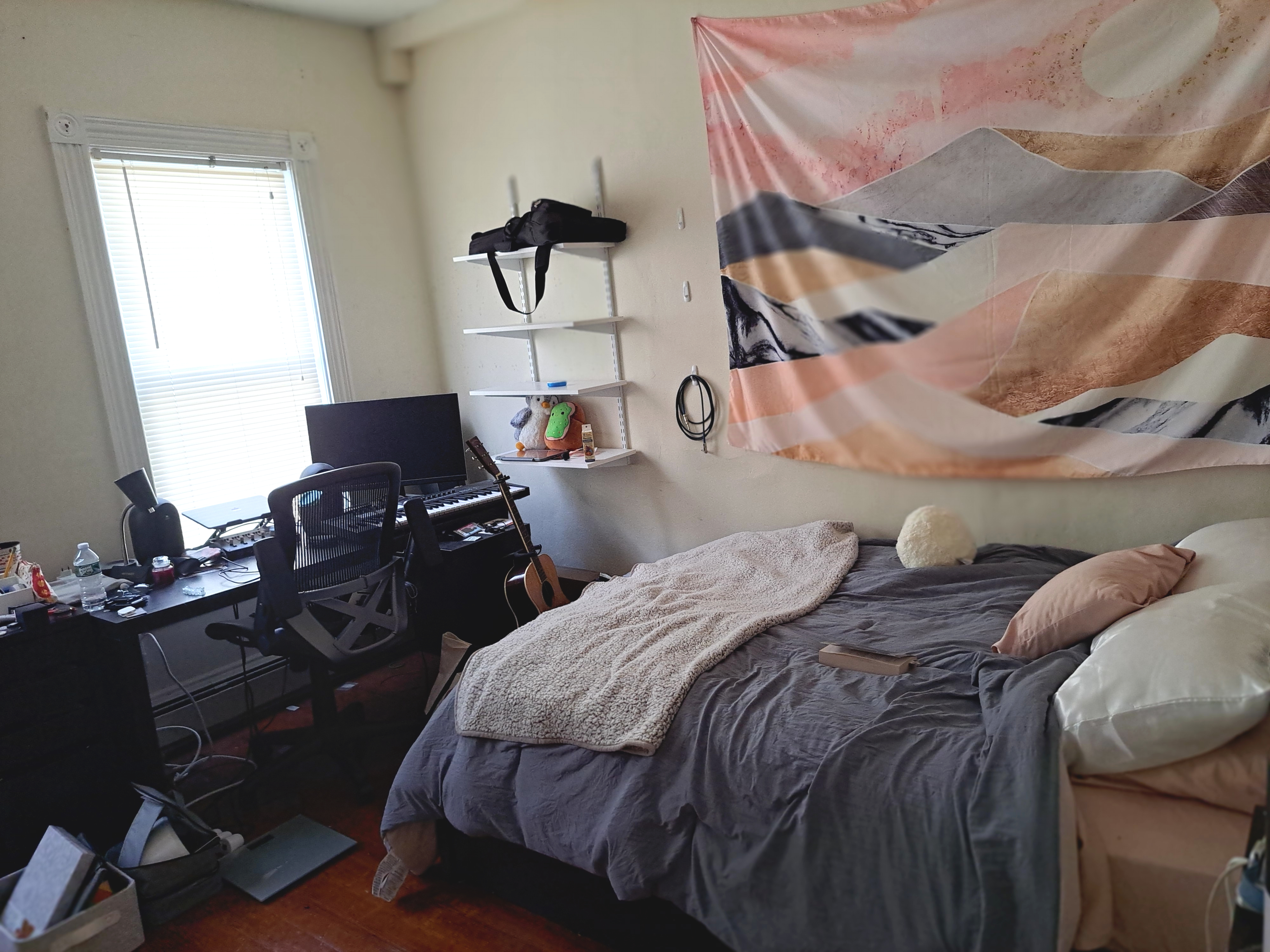 4 bed, 2 bath apartment for rent at 3 Washburn Ter Unit 3, Harvard Avenue — photo 9 of 18