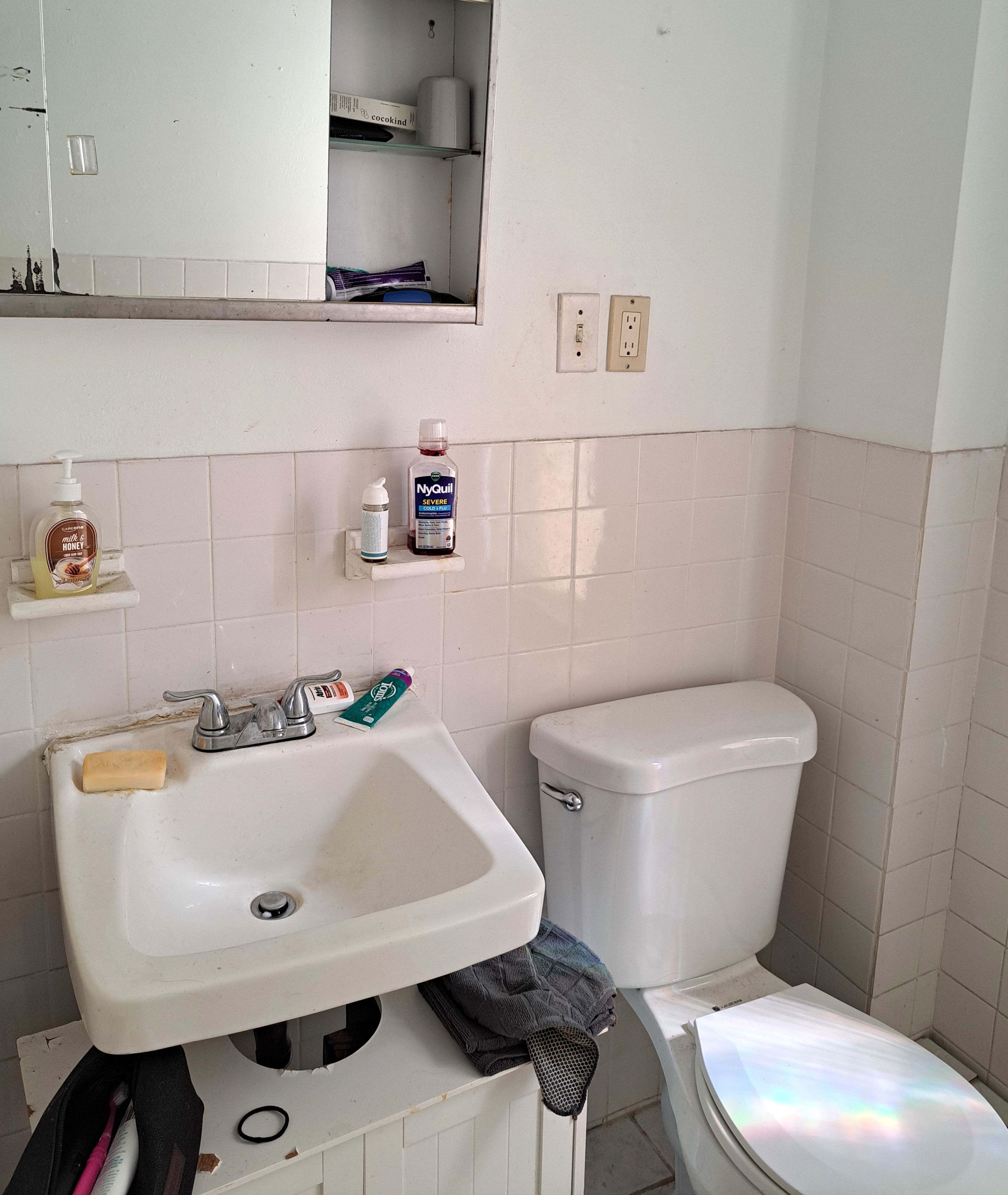 4 bed, 2 bath apartment for rent at 3 Washburn Ter Unit 3, Harvard Avenue — photo 16 of 18