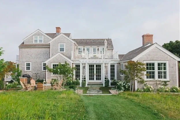 7 bed, 4+ bath apartment for rent at 3 Wauwinet Rd, Nantucket — photo 1 of 32