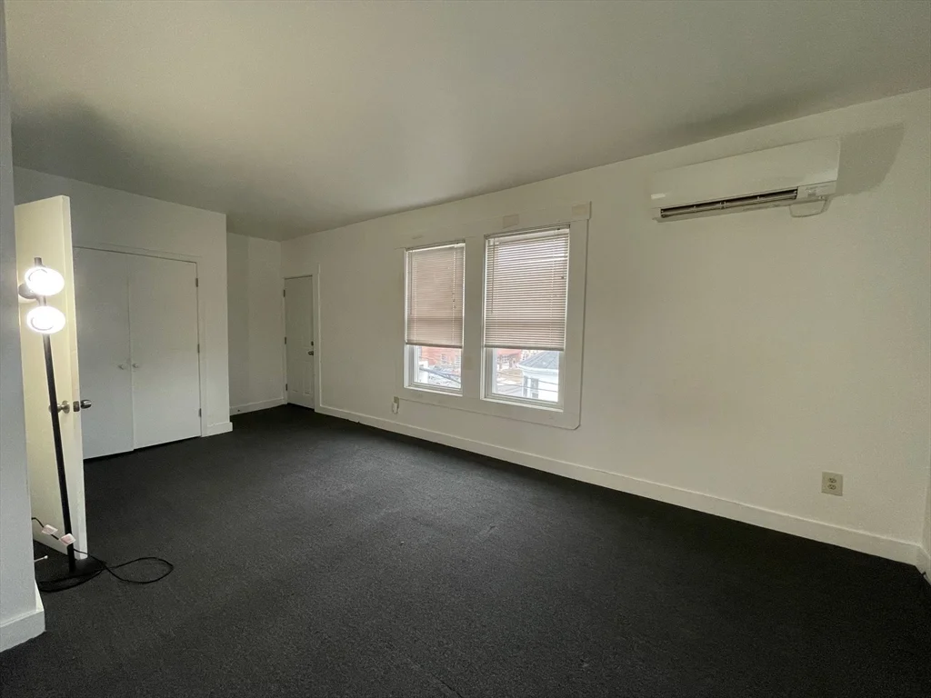 1 bed, 1 bath apartment for rent at 3 Webster St Unit 4, Rockland — photo 3 of 7
