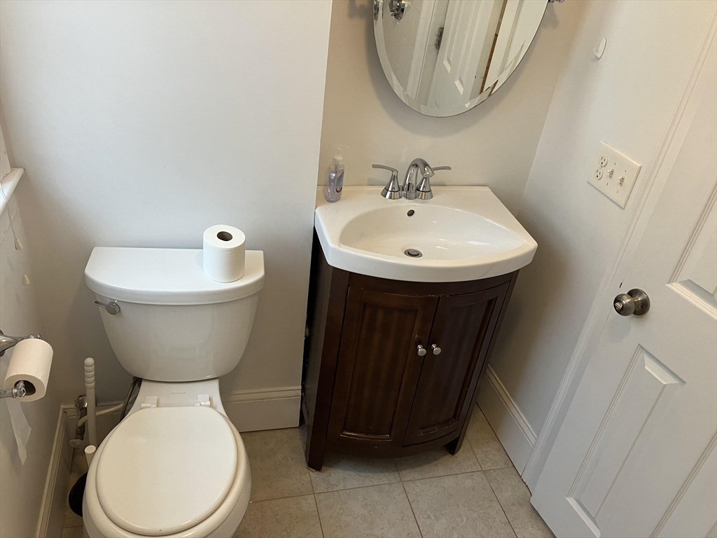 1 bed, 1 bath apartment for rent at 3 Westminster St Unit 0, Teele Square — photo 11 of 13