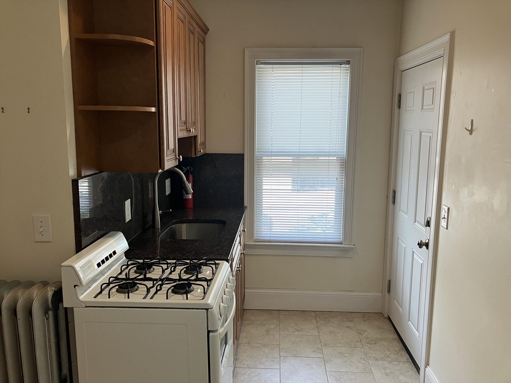 1 bed, 1 bath apartment for rent at 3 Westminster St Unit 0, Teele Square — photo 2 of 13