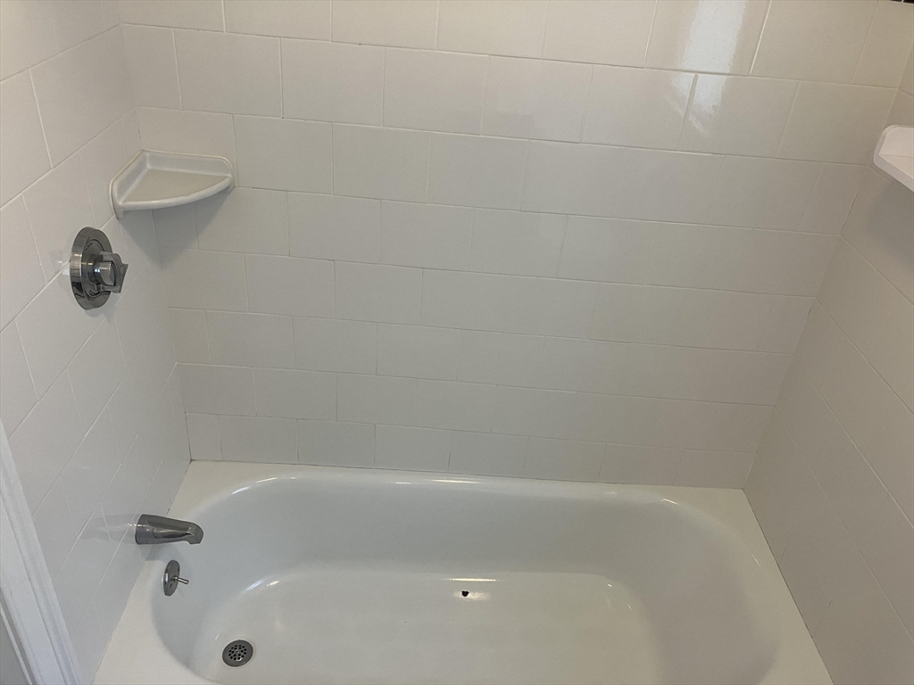 1 bed, 1 bath apartment for rent at 3 Westminster St Unit 0, Teele Square — photo 12 of 13