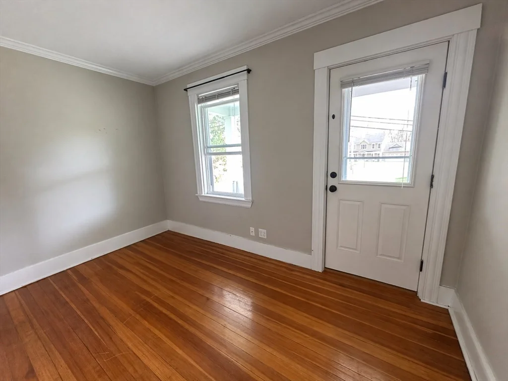 3 bed, 1 bath apartment for rent at 3 Westview Rd Unit 2, Natick — photo 7 of 22
