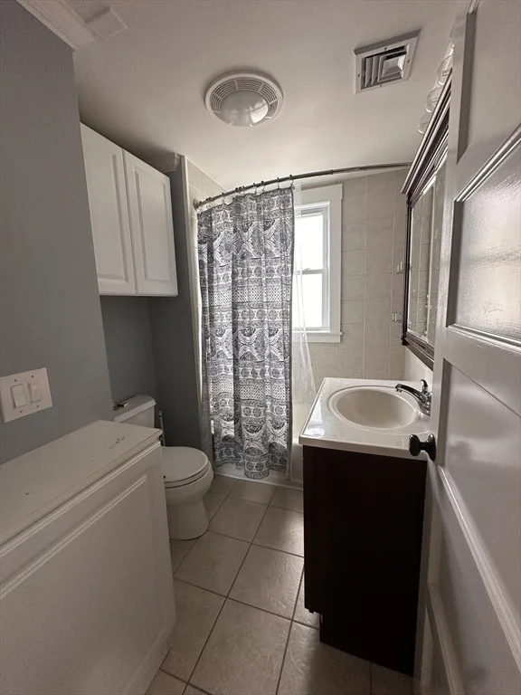 3 bed, 1 bath apartment for rent at 3 Westview Rd Unit 2, Natick — photo 11 of 22