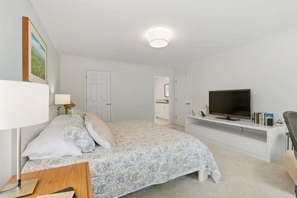 4 bed, 2 bath apartment for rent at 3 Wing Rd, Wilmington — photo 16 of 33