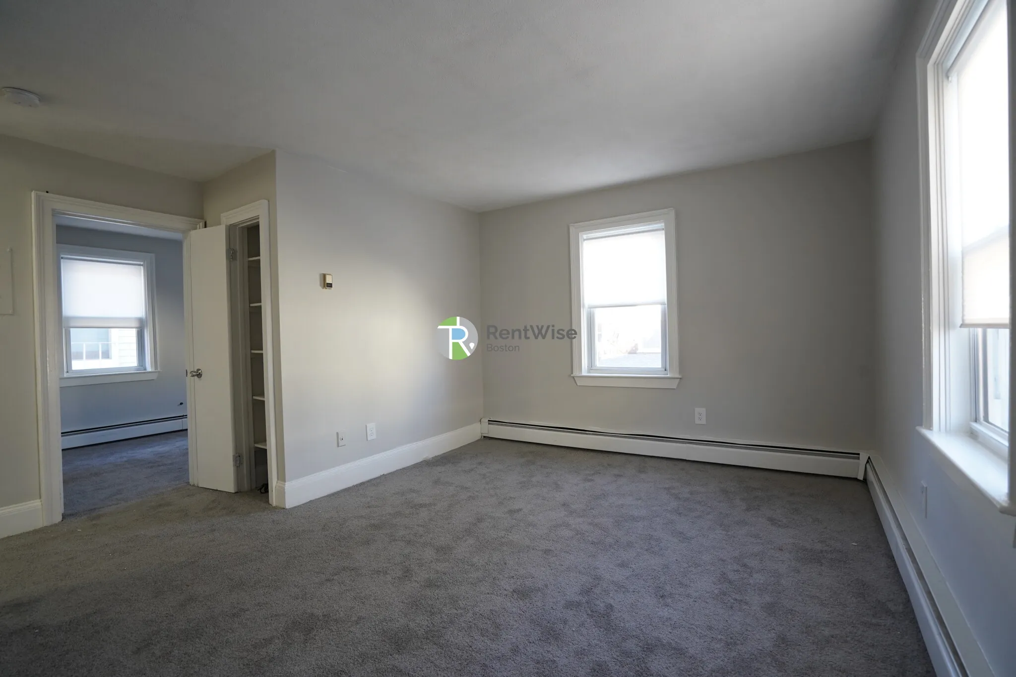 4 bed, 1 bath apartment for rent at 3 Winship Pl Unit 0, Brighton — photo 2 of 25