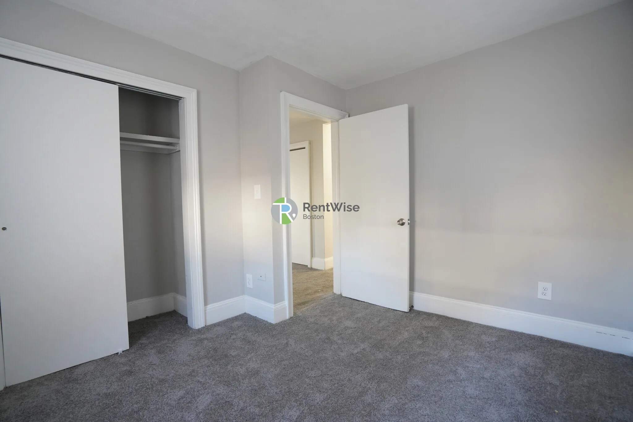 4 bed, 1 bath apartment for rent at 3 Winship Pl Unit 0, Brighton — photo 8 of 25