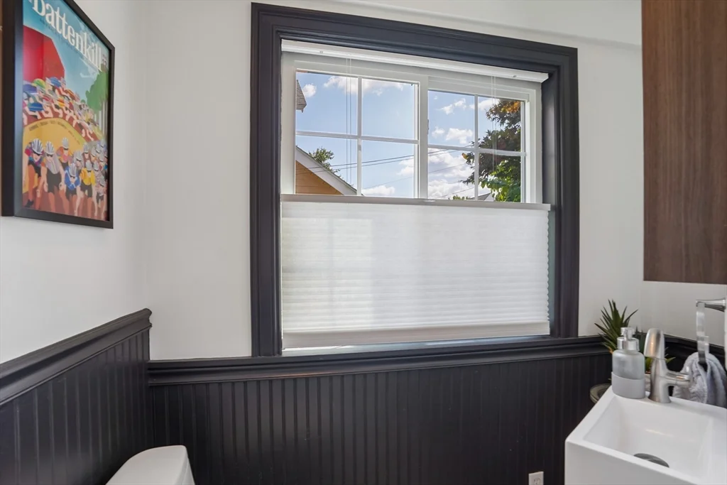 3 bed, 1 bath apartment for rent at 3 Woburn St, West Medford — photo 23 of 39