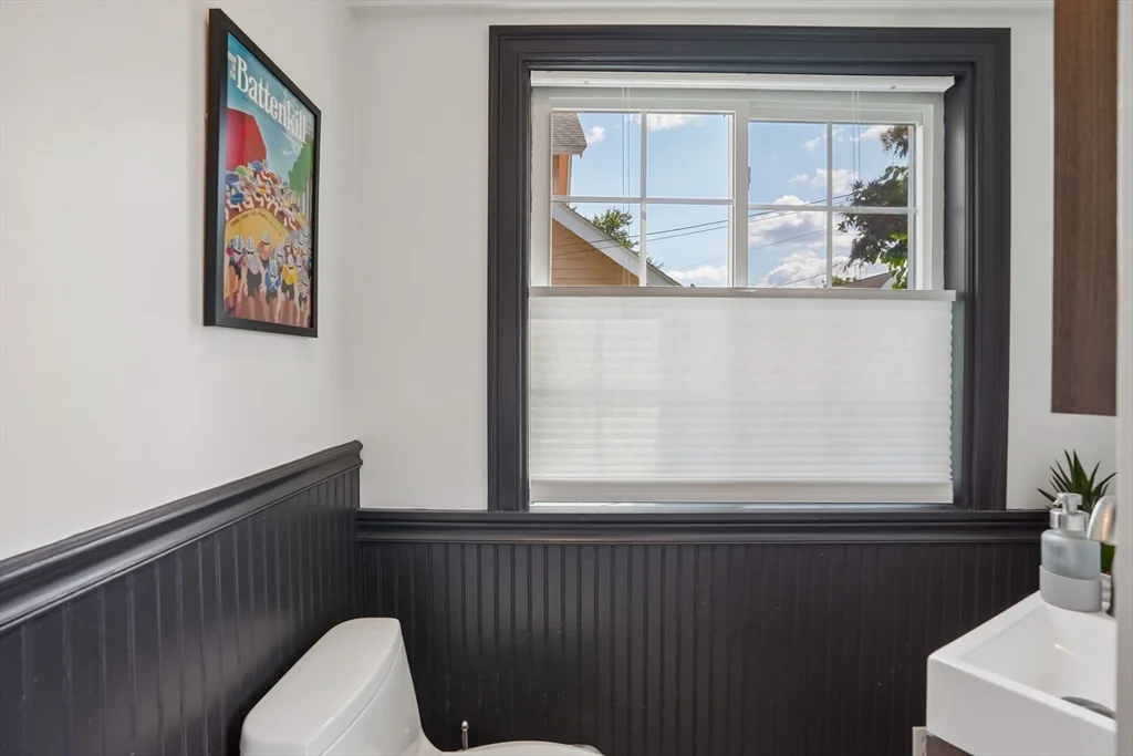 3 bed, 1 bath apartment for rent at 3 Woburn St, West Medford — photo 24 of 39