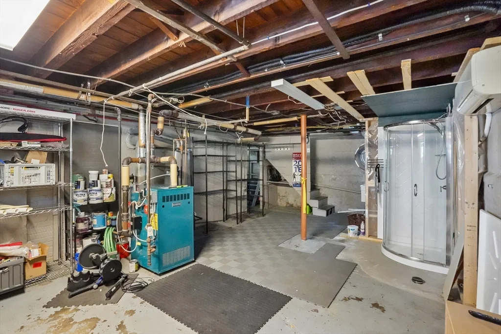3 bed, 1 bath apartment for rent at 3 Woburn St, West Medford — photo 21 of 39