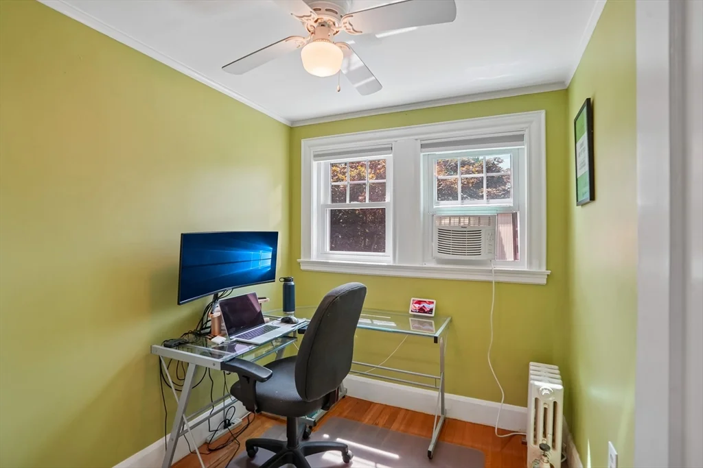 3 bed, 1 bath apartment for rent at 3 Woburn St, West Medford — photo 30 of 39