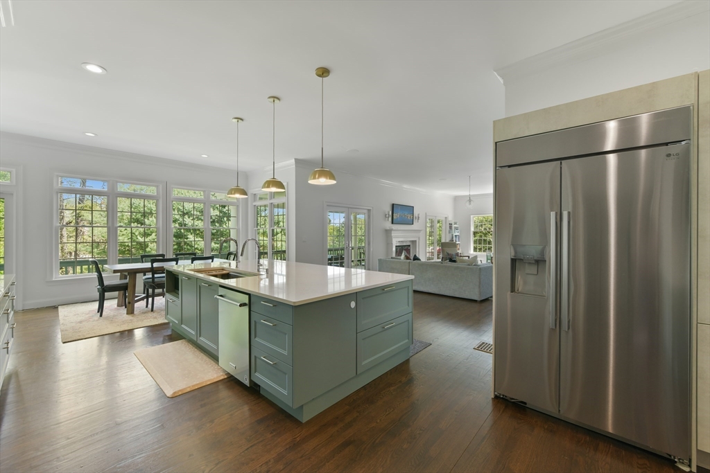 5 bed, 4+ bath apartment for rent at 3 Wood Ln, Winchester — photo 8 of 36