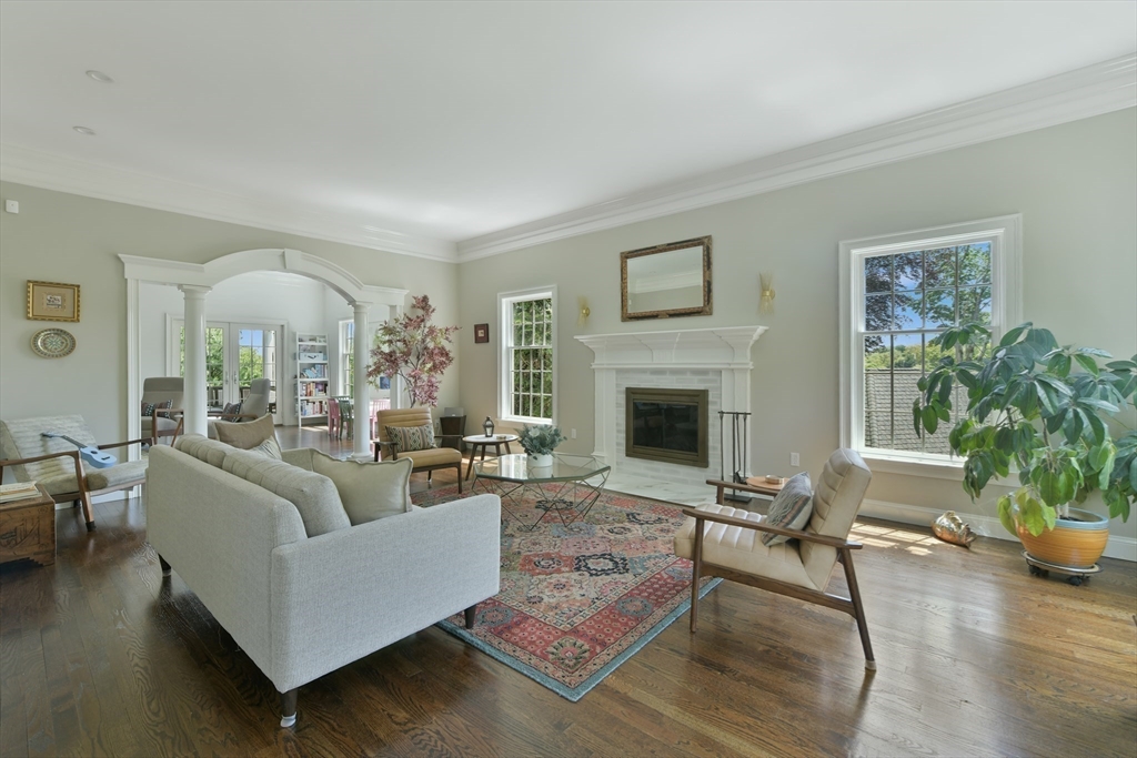 5 bed, 4+ bath apartment for rent at 3 Wood Ln, Winchester — photo 12 of 36