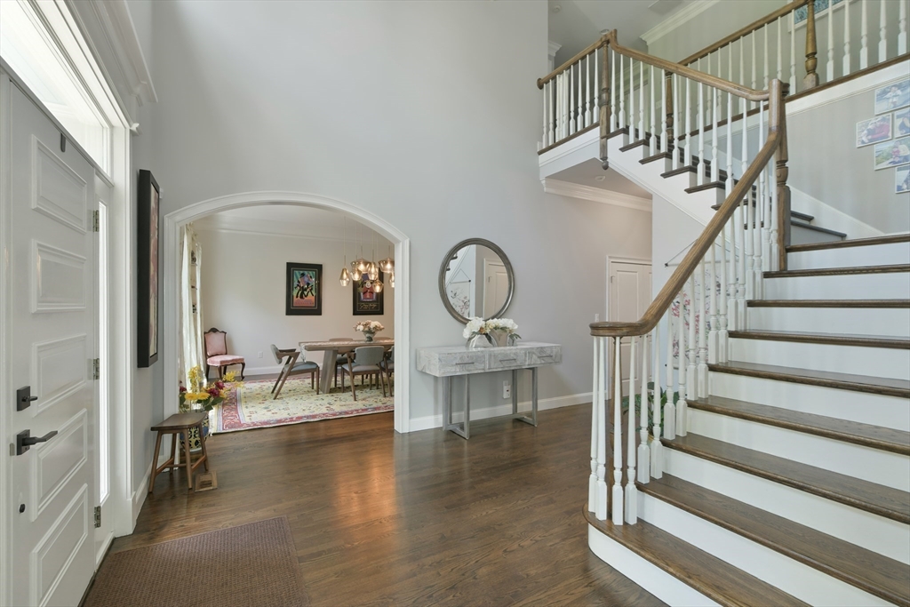 5 bed, 4+ bath apartment for rent at 3 Wood Ln, Winchester — photo 4 of 36