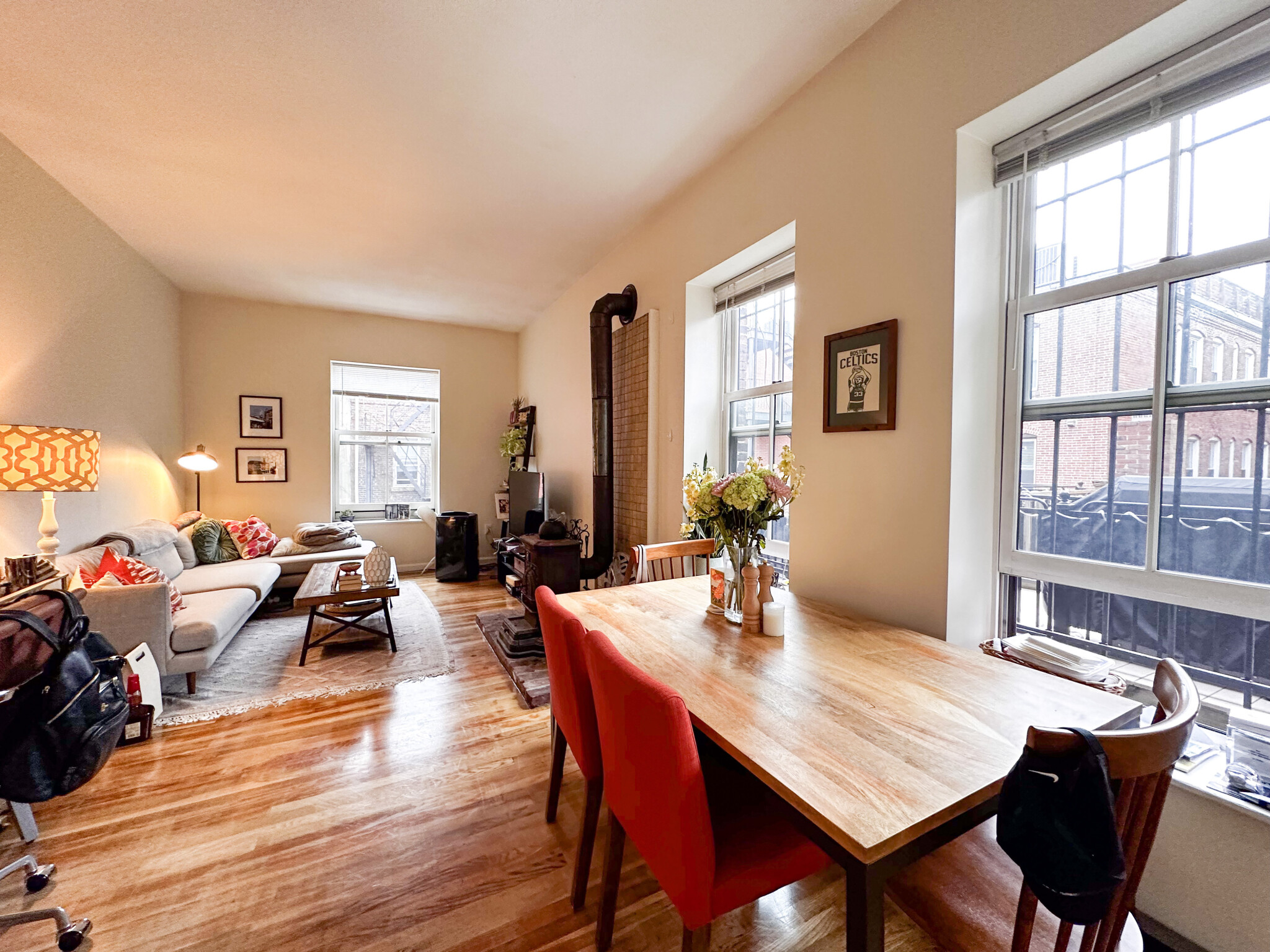 1 bed, 1 bath apartment for rent at 3 Worcester Sq Unit 5, South End