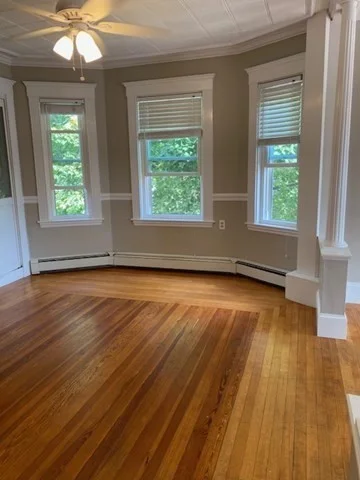4 bed, 2 bath apartment for rent at 30-32 Burton St Unit 32, Brighton — photo 4 of 9