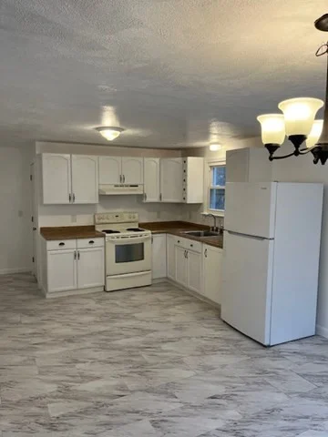 3 bed, 1 bath apartment for rent at 30-32 North St Unit 32, Mansfield — photo 4 of 15