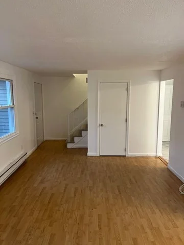 3 bed, 1 bath apartment for rent at 30-32 North St Unit 32, Mansfield — photo 2 of 15