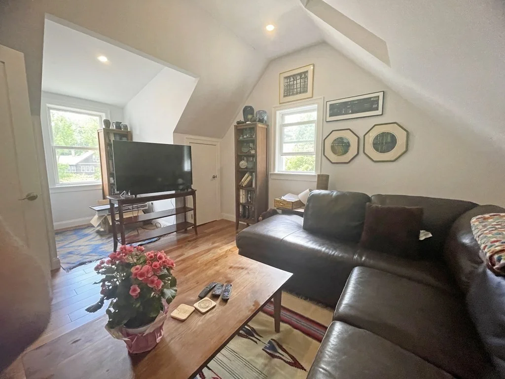 2 bed, 1 bath apartment for rent at 30-32 Salisbury Rd Unit A, Newton Corner — photo 8 of 10