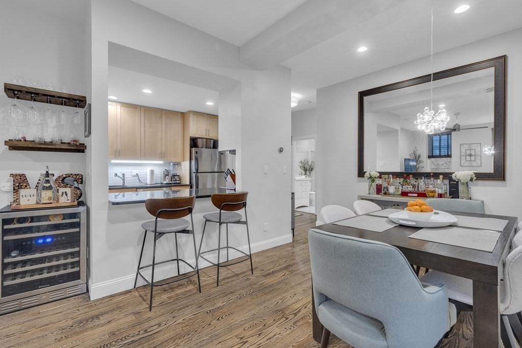 2 bed, 1 bath apartment for rent at 30 East Concord St Unit 11, Boston — photo 5 of 13