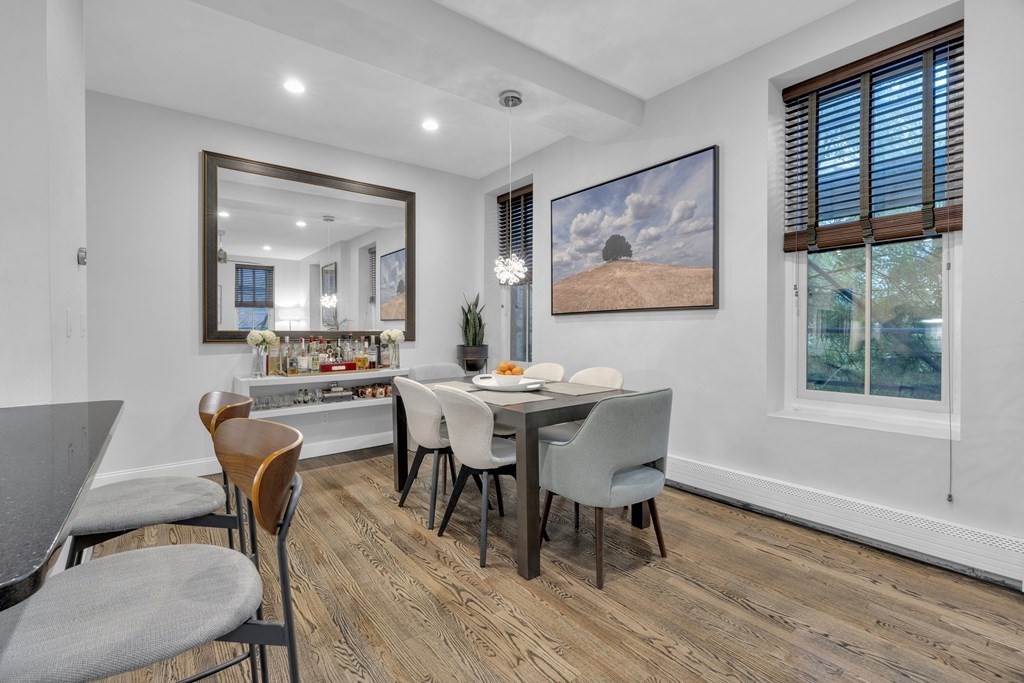 2 bed, 1 bath apartment for rent at 30 East Concord St Unit 11, Boston — photo 6 of 13