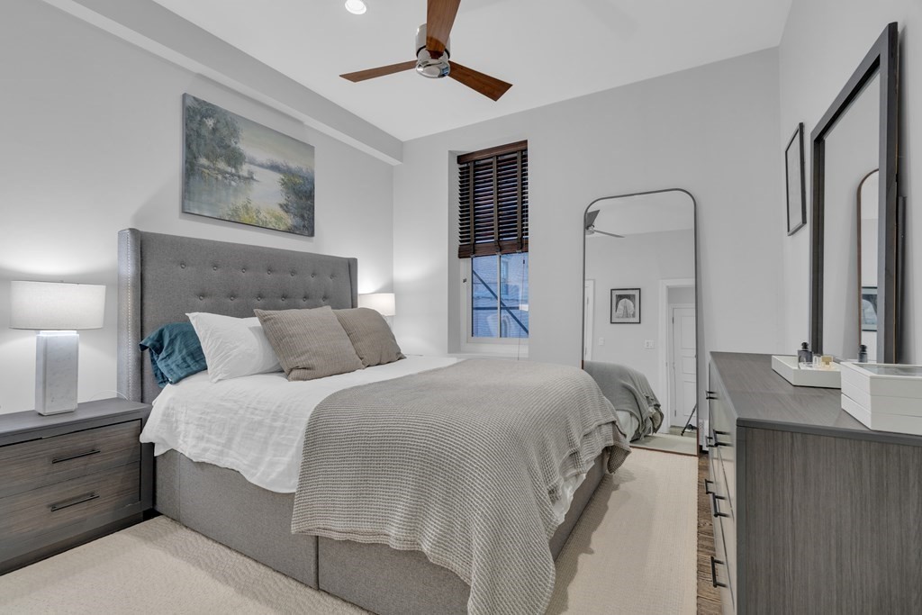 2 bed, 1 bath apartment for rent at 30 East Concord St Unit 11, Boston — photo 10 of 13