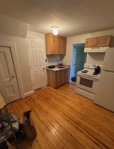 Studio bed, 1 bath apartment for rent at 30 Academy Hill Rd Unit 3, Brighton — photo 4 of 7