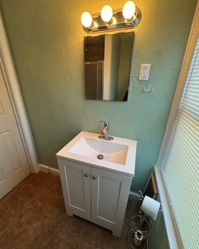 Studio bed, 1 bath apartment for rent at 30 Academy Hill Rd Unit 3, Brighton — photo 5 of 7