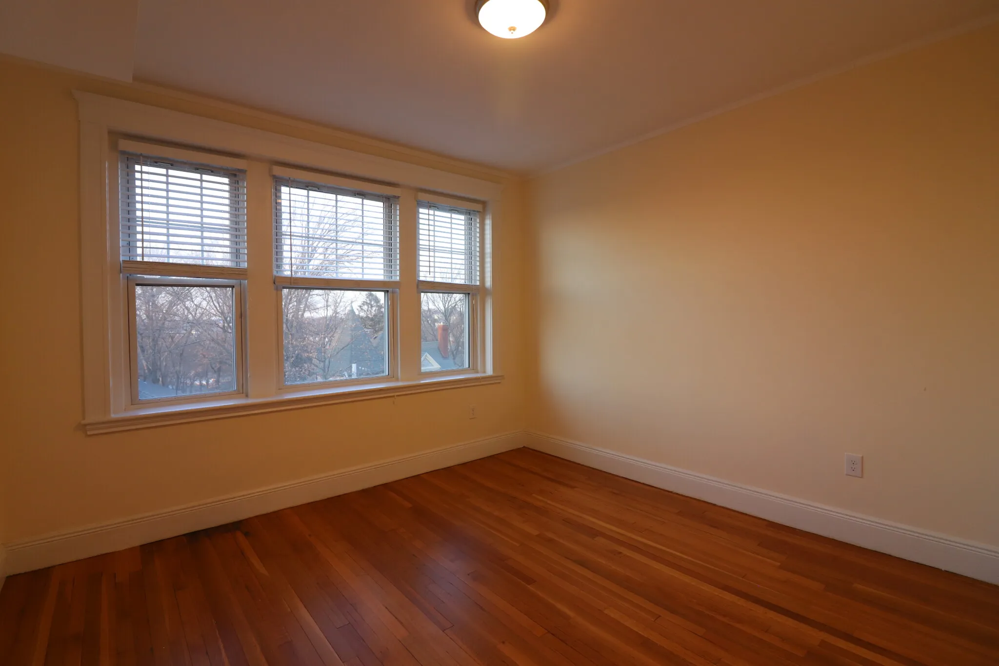 3 bed, 1 bath apartment for rent at 30 Addington Rd Unit 3, Aspinwall Hill — photo 17 of 28