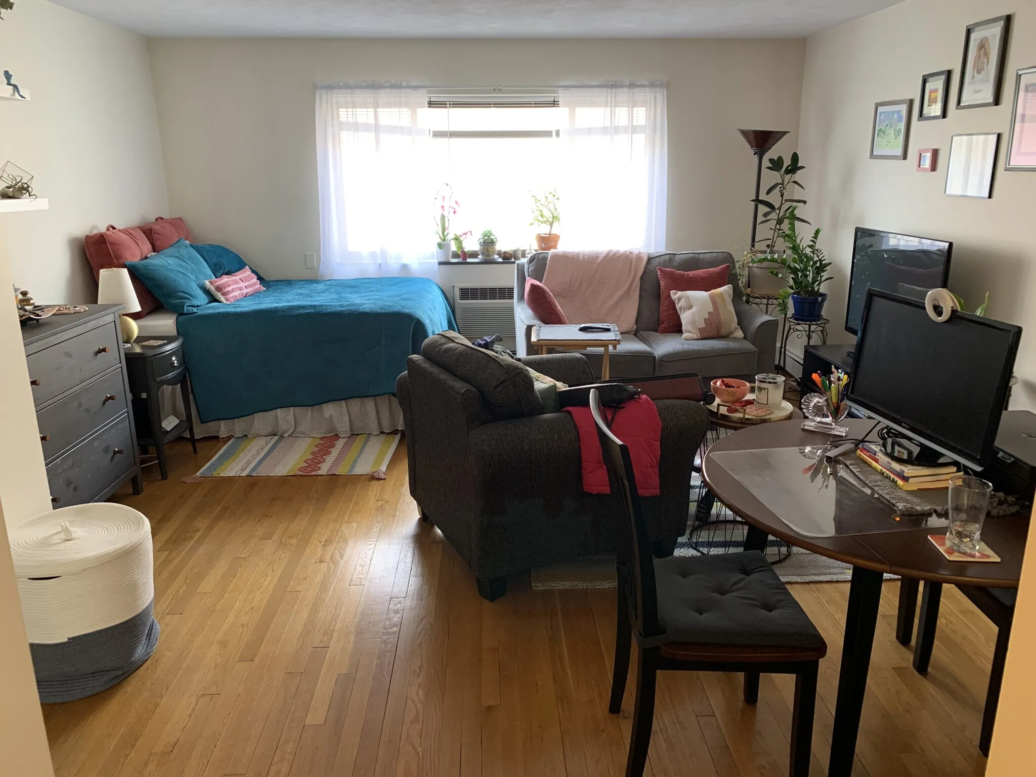 Studio bed, 1 bath apartment for rent at 30 Allston St Unit 22, Brighton — photo 1 of 11