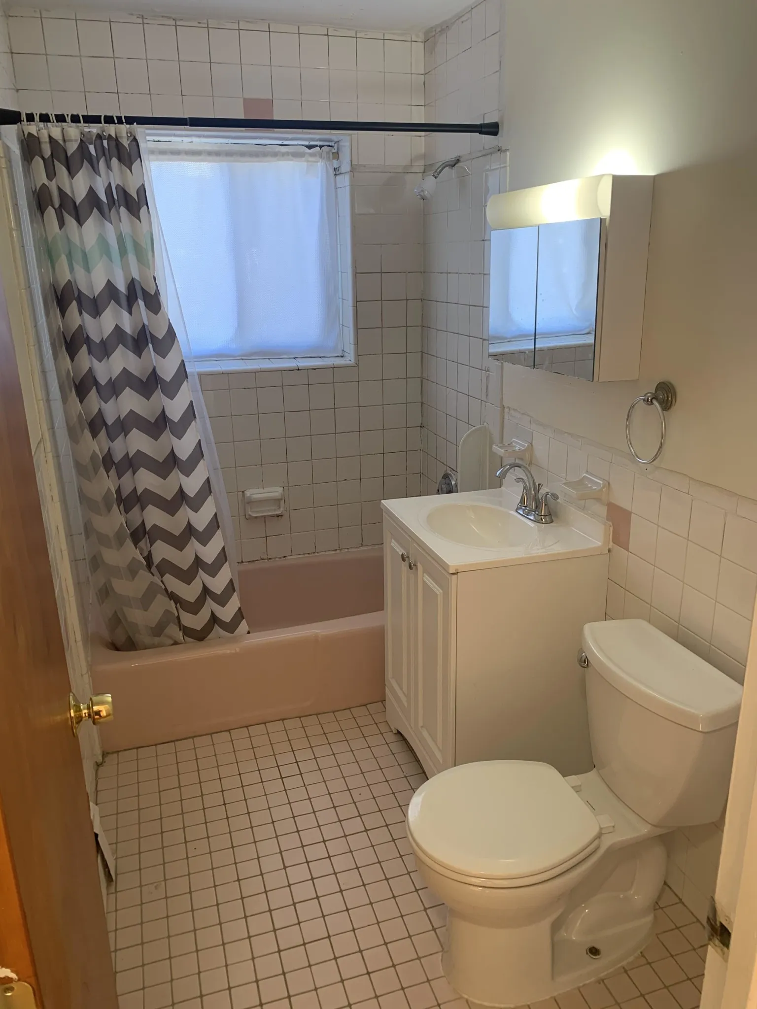 2 bed, 1 bath apartment for rent at 30 Allston St Unit 24, Brighton — photo 8 of 12