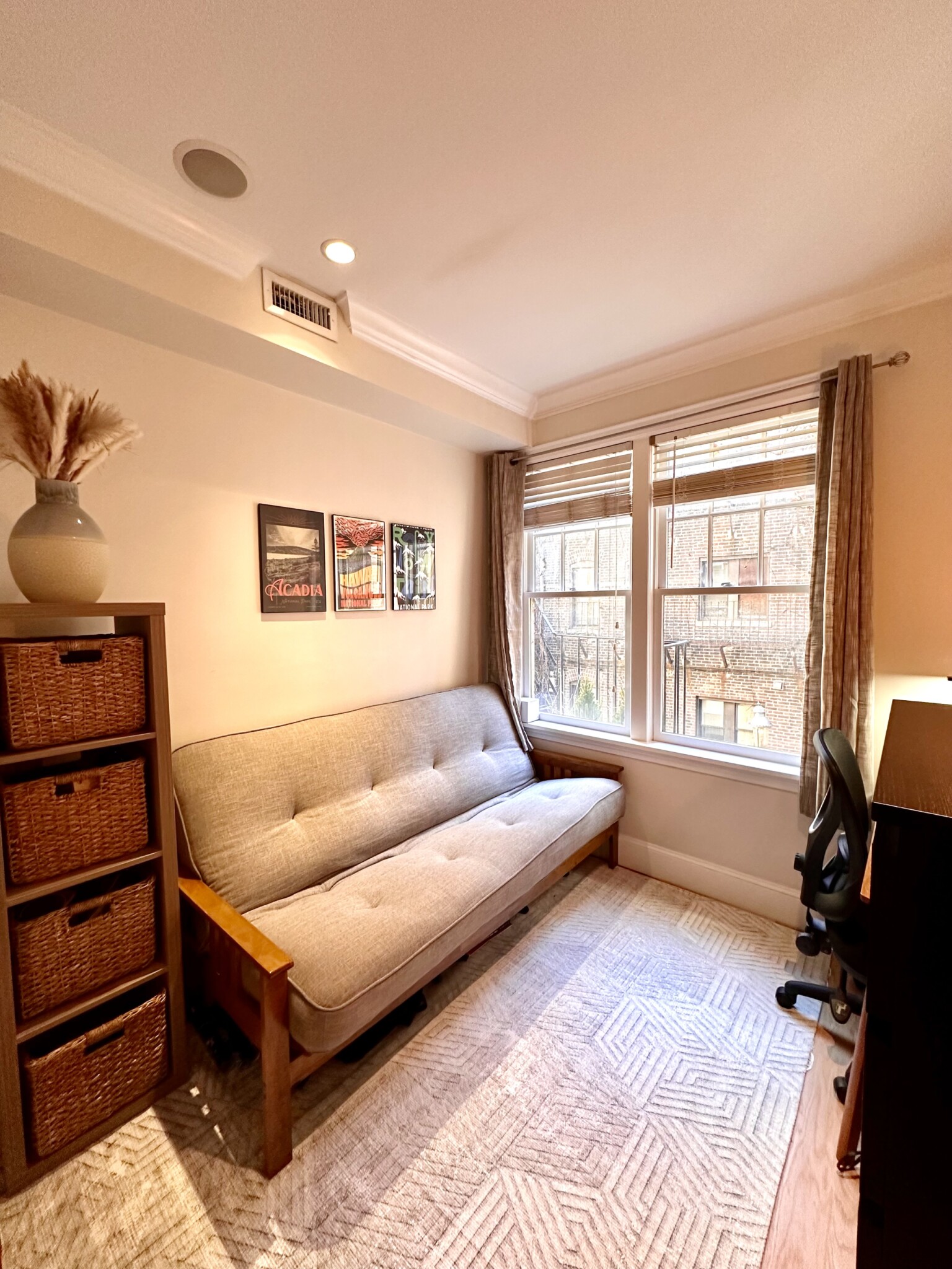 2 bed, 1 bath apartment for rent at 30 Anderson St Unit 2, Beacon Hill — photo 5 of 25