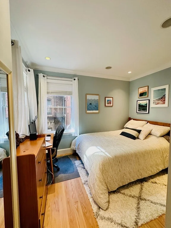 2 bed, 1 bath apartment for rent at 30 Anderson St Unit Unit #2, Beacon Hill — photo 7 of 9