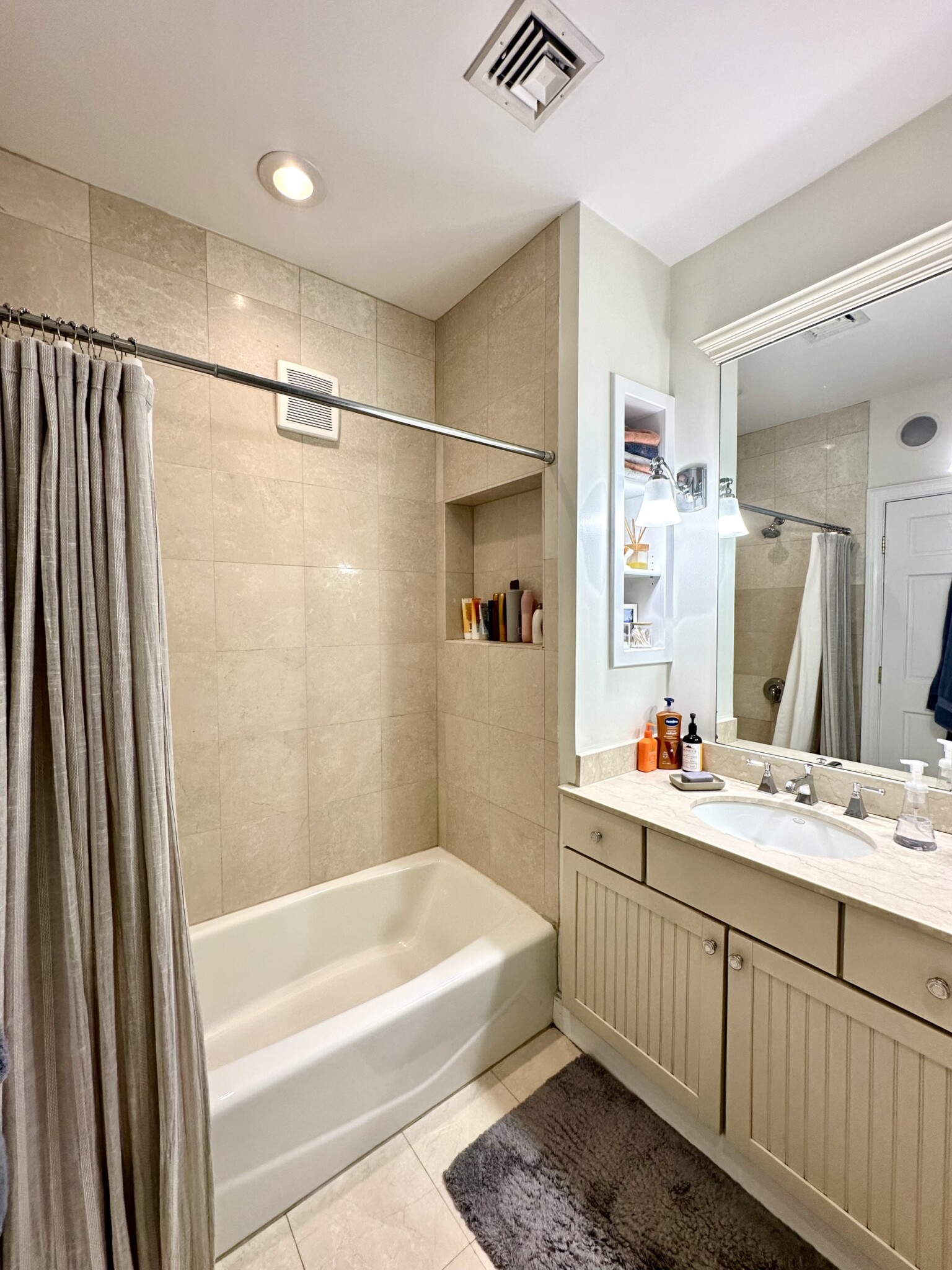 2 bed, 1 bath apartment for rent at 30 Anderson St Unit 2, Beacon Hill — photo 12 of 25