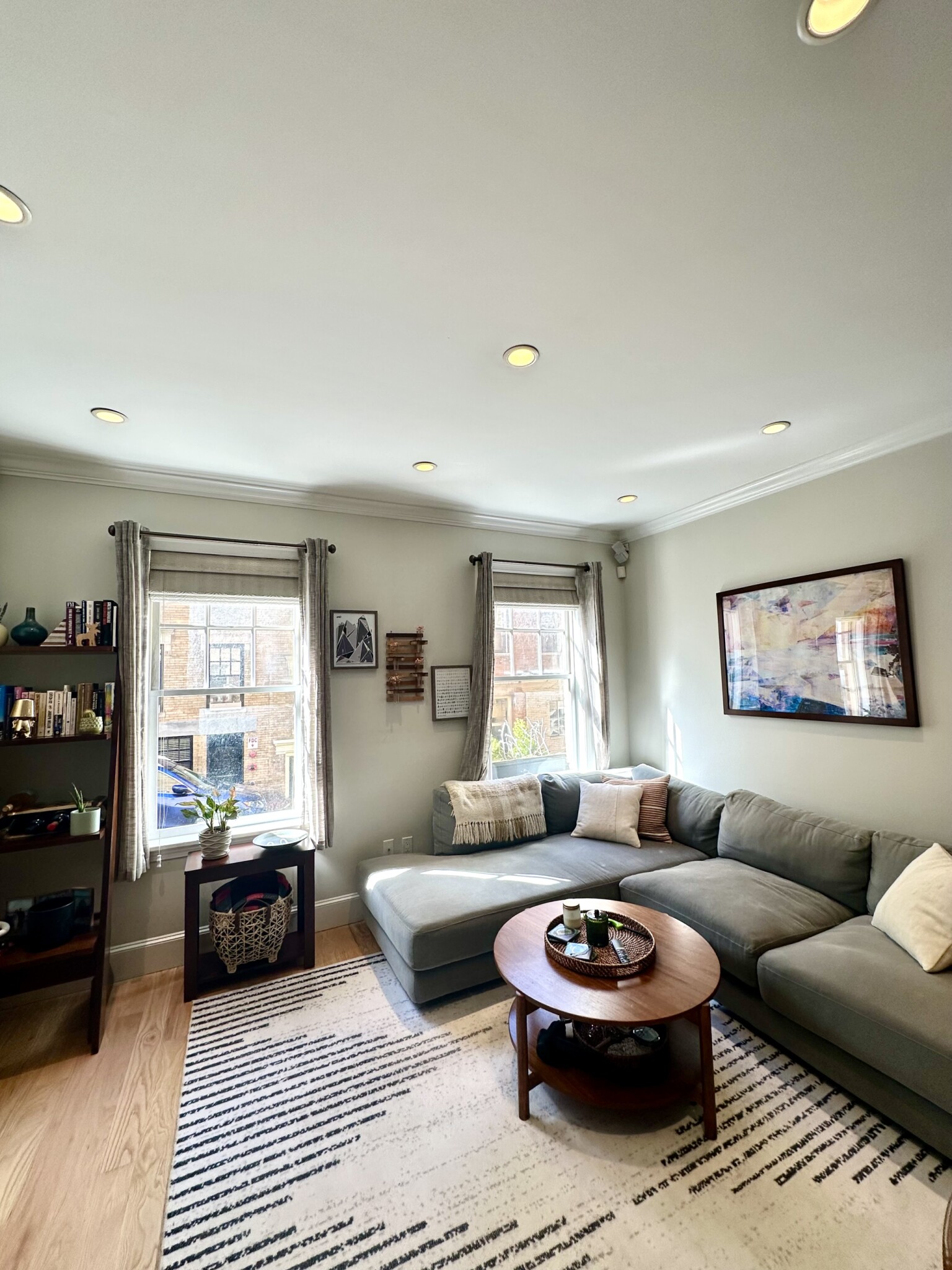 2 bed, 1 bath apartment for rent at 30 Anderson St Unit 2, Beacon Hill — photo 8 of 25